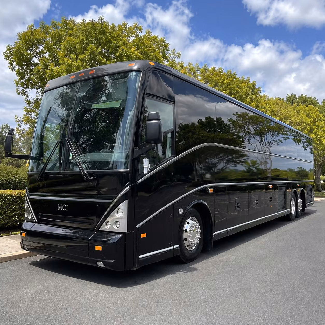 airport shuttle transportation for livonia business travelers