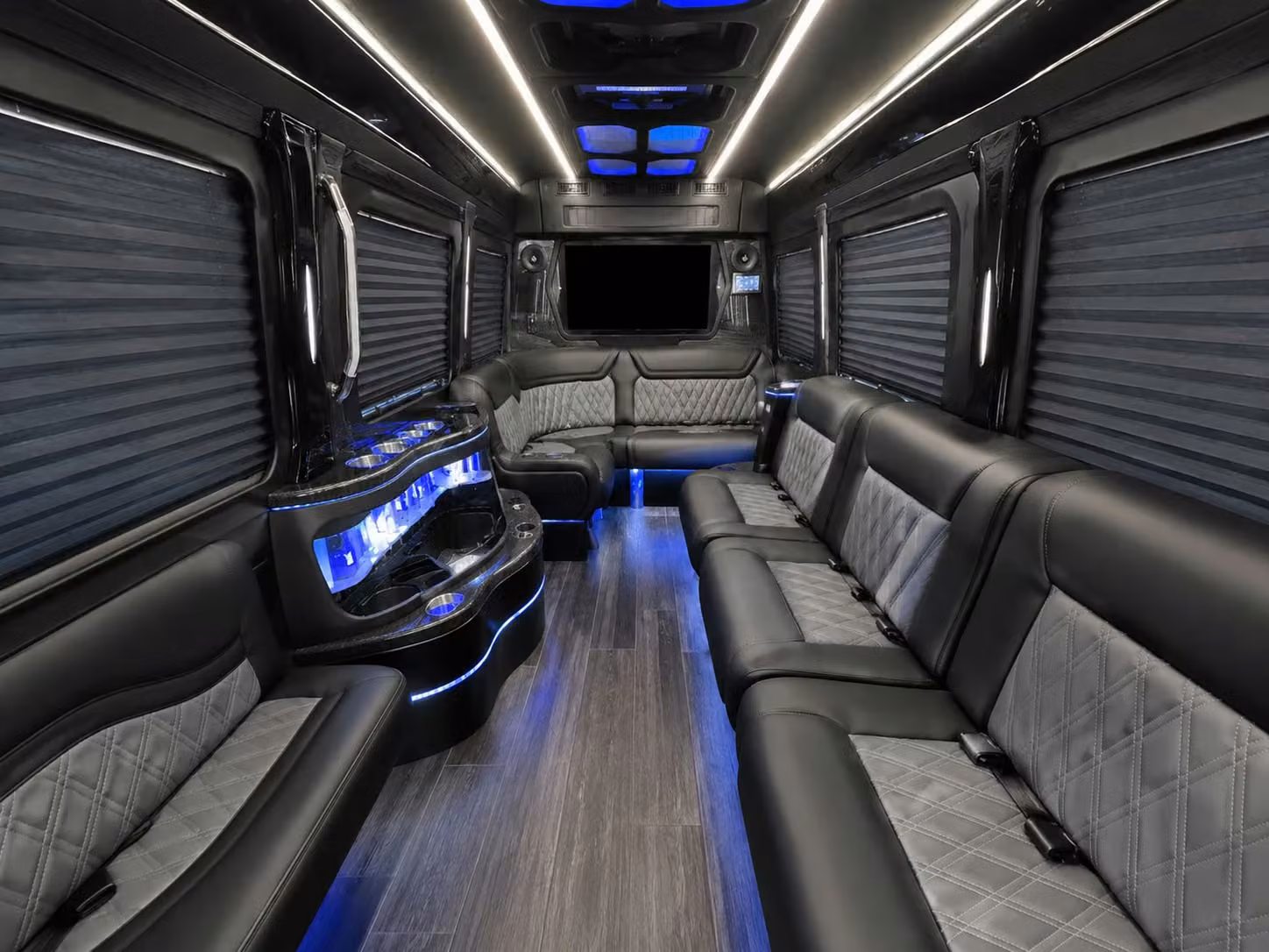 booking multi day and overnight bus trips from livonia is easier than you think