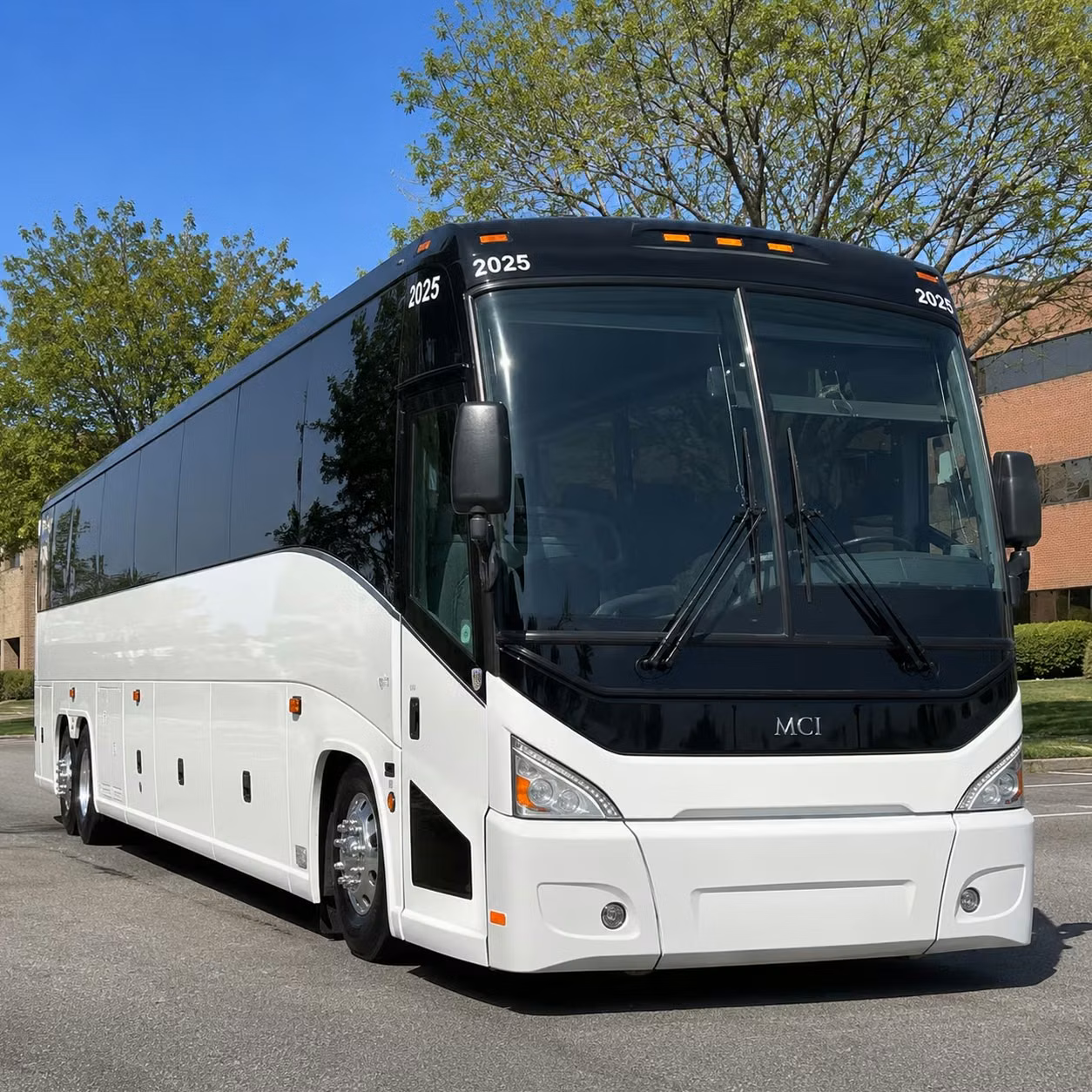 we help you compare concert bus options across the entire metro detroit area